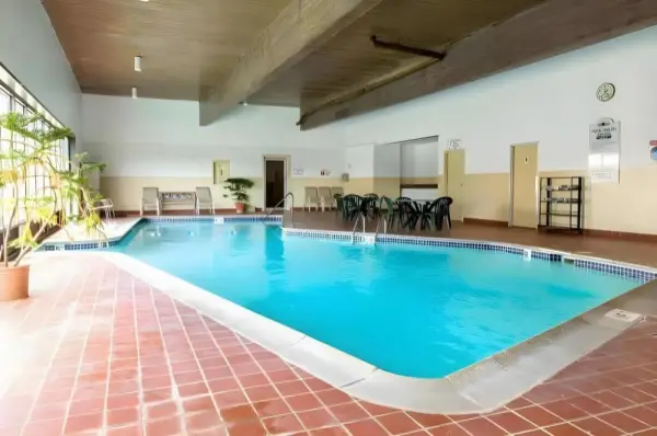 Bradley Inn 4